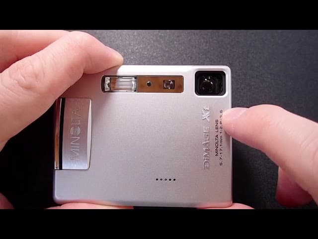Minolta Dimage Xt Camera